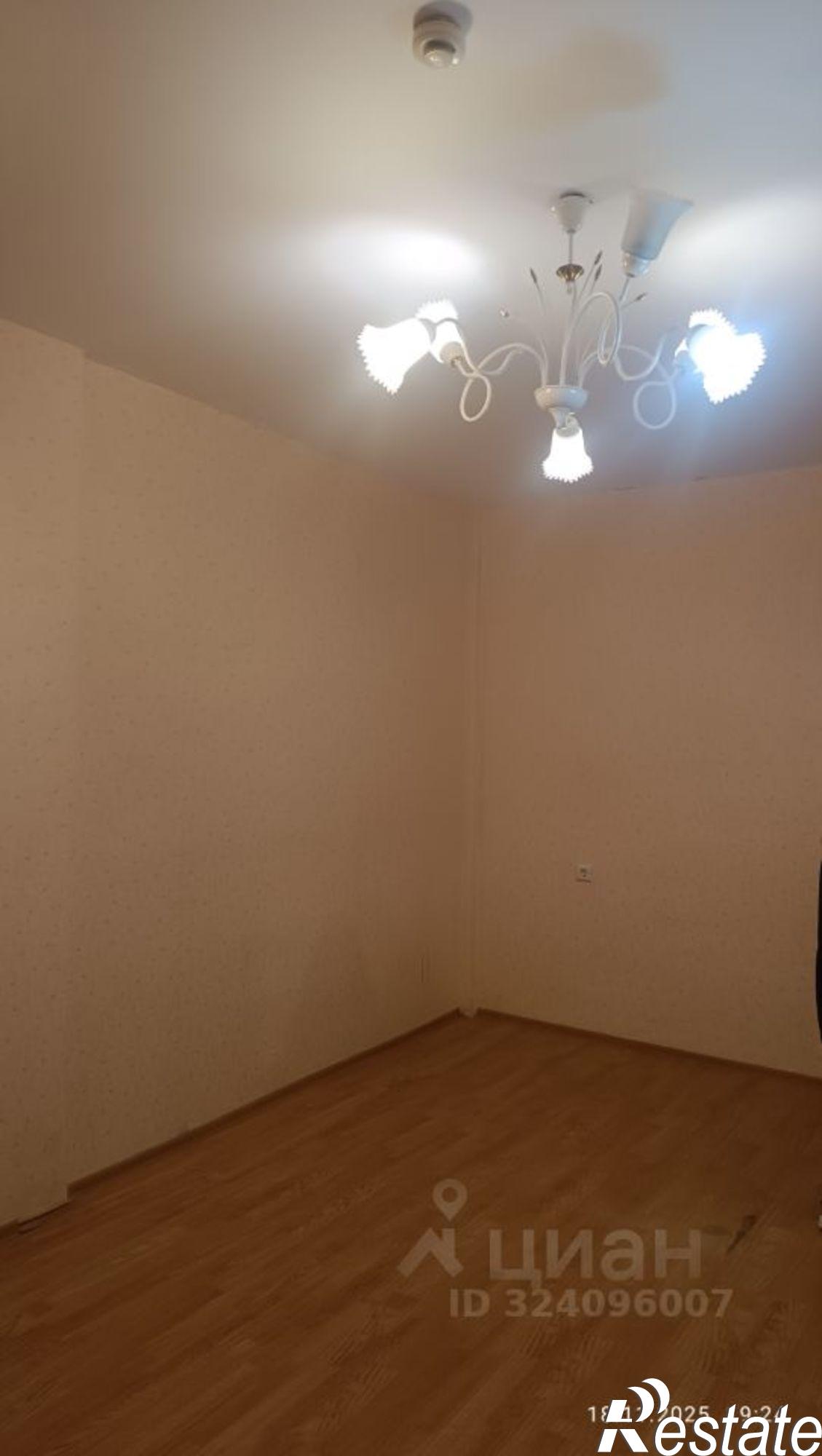 Сдать квартиру за 10 000 рублей на улица Квасова, 35