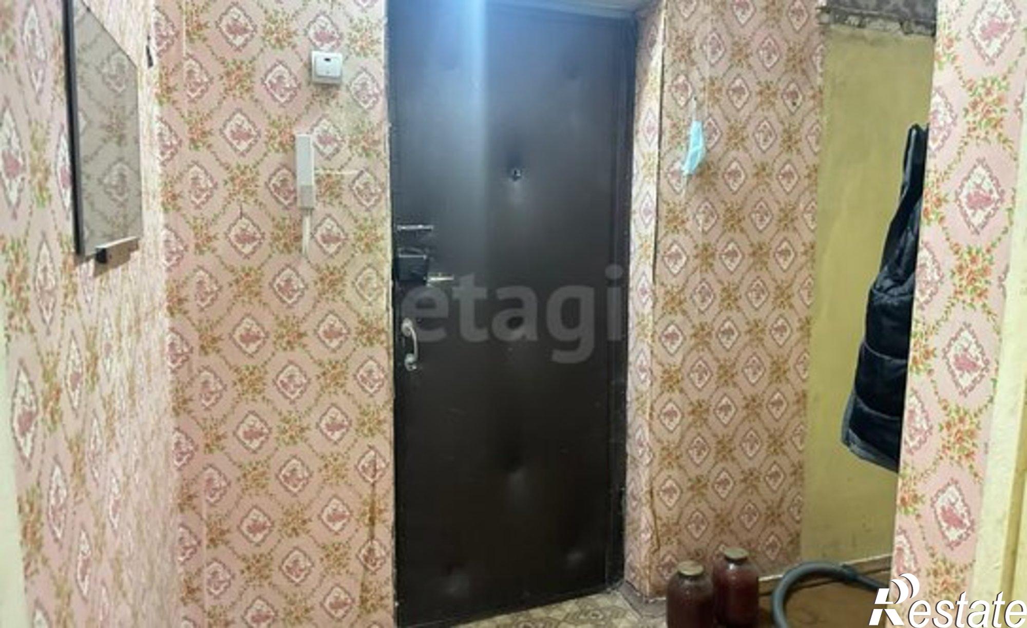 Купить квартиру за 3 300 000 рублей на пр-кт Б.Хмельницкого, 142