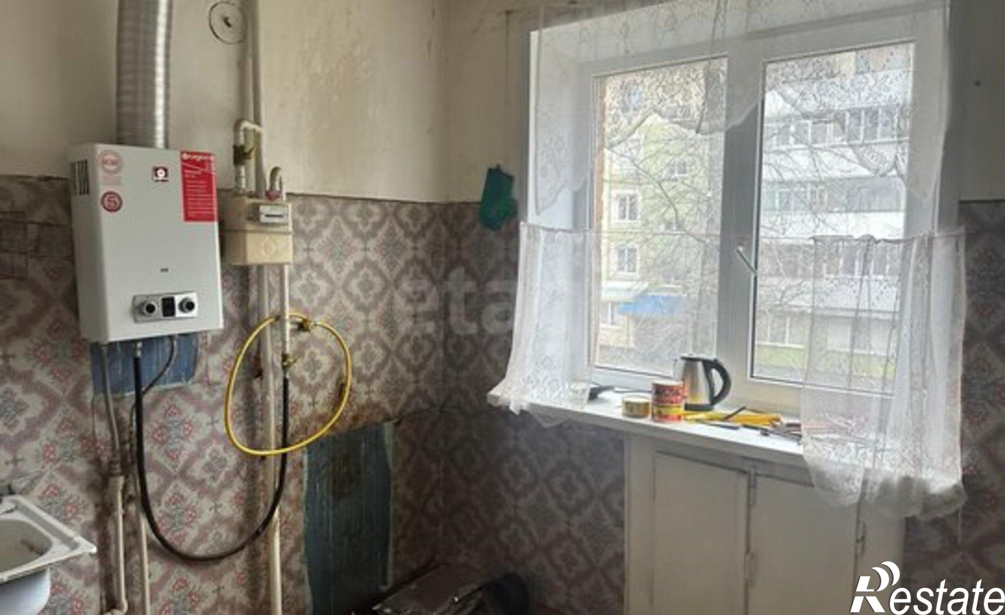 Купить квартиру за 3 300 000 рублей на пр-кт Б.Хмельницкого, 142