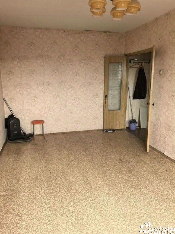 2-комн квартира улица 60 лет Октября, 8,  д. 8