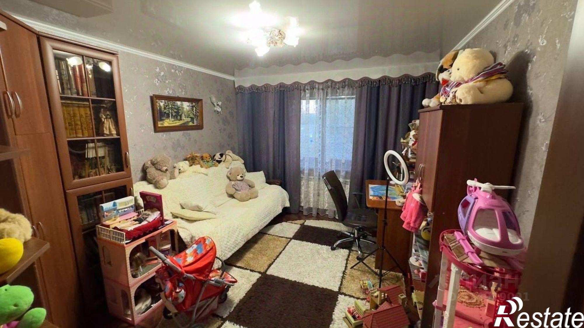 Купить квартиру за 9 990 000 рублей на ул Костюкова, 34