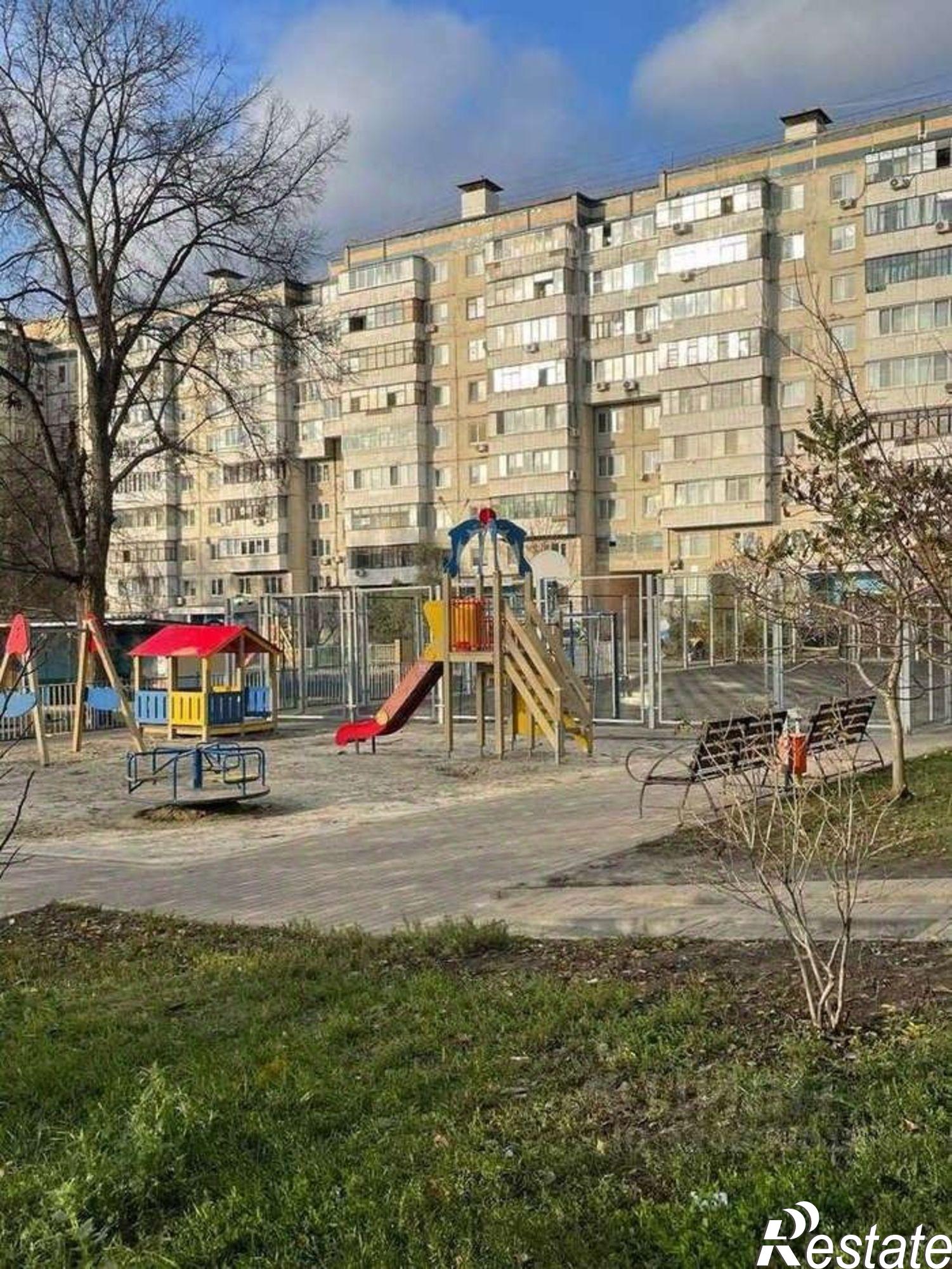 Купить квартиру за 7 800 000 рублей на проспект Славы, 129