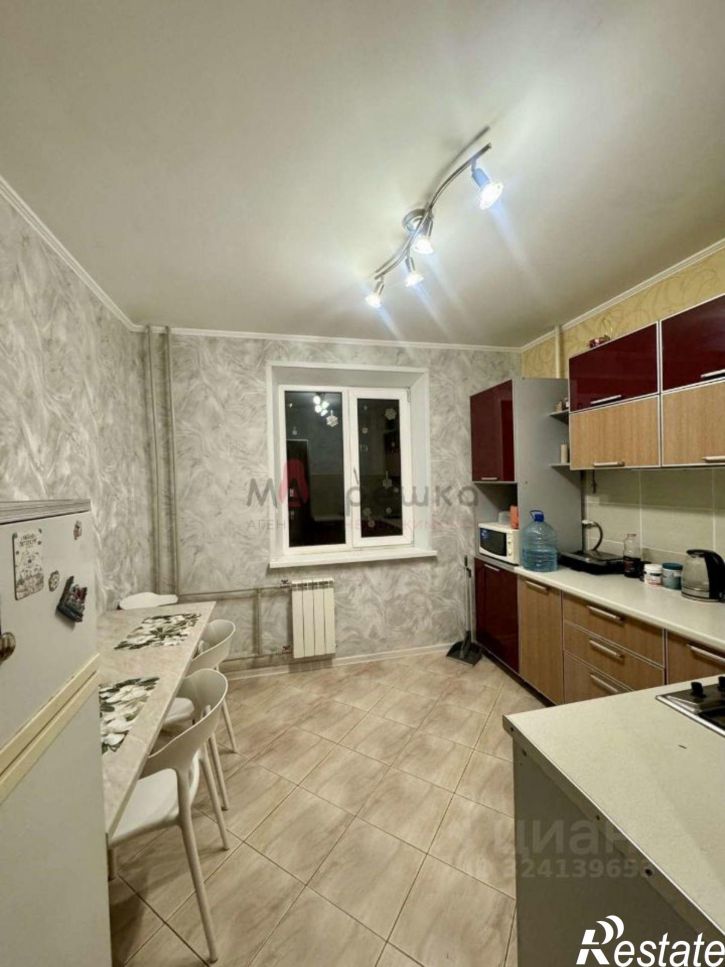 1-комн квартира б-р Юности, 21,  д. 21