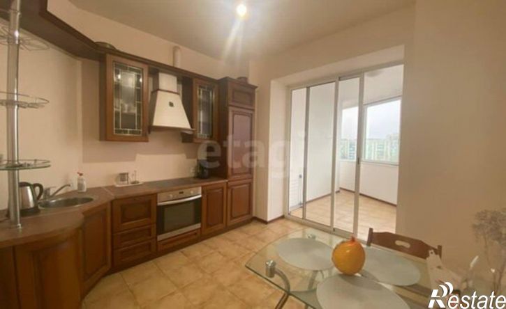 3-комн квартира улица Костюкова, 36Б,  д. 36Б