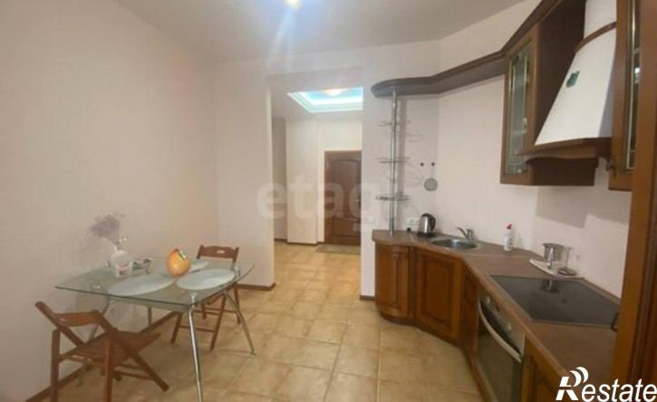 3-комн квартира улица Костюкова, 36Б,  д. 36Б