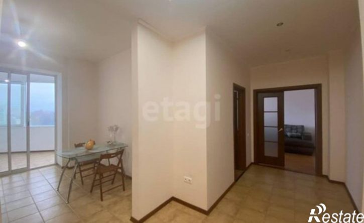 3-комн квартира улица Костюкова, 36Б,  д. 36Б