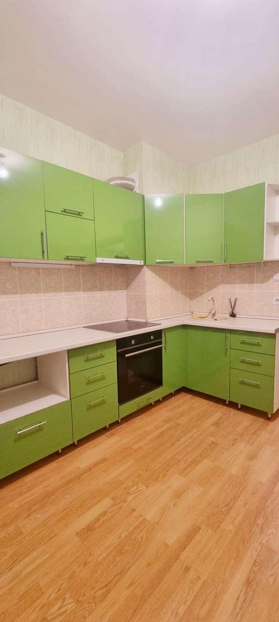 Купить квартиру за 4 700 000 рублей на Макаренко улица, 24