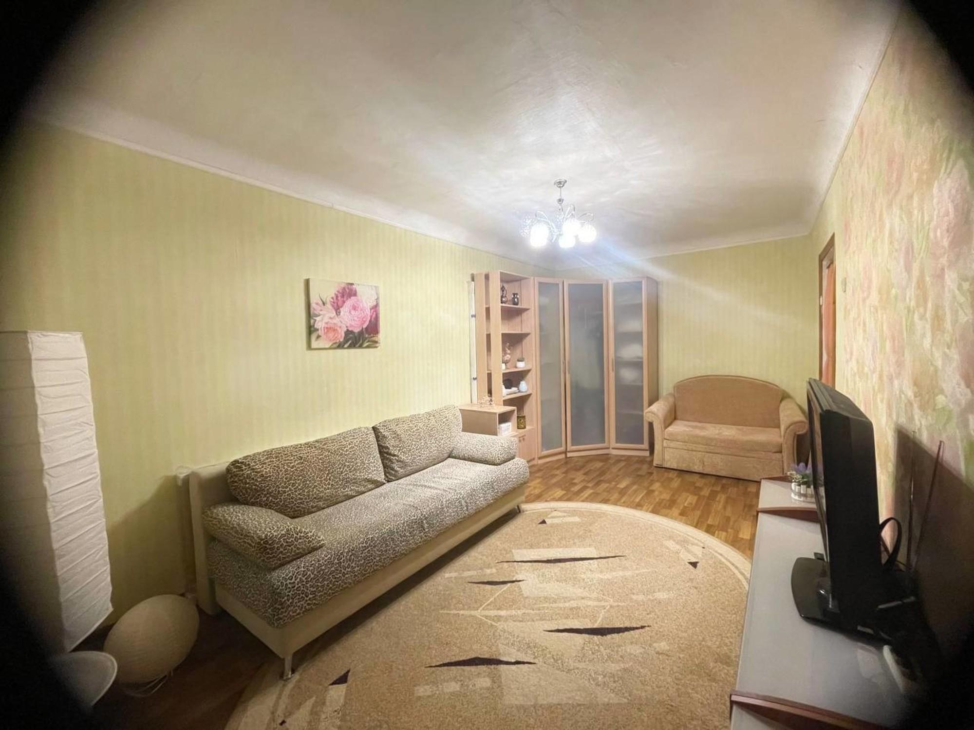 Купить квартиру за 3 990 000 рублей на Белгородского Полка улица, 33