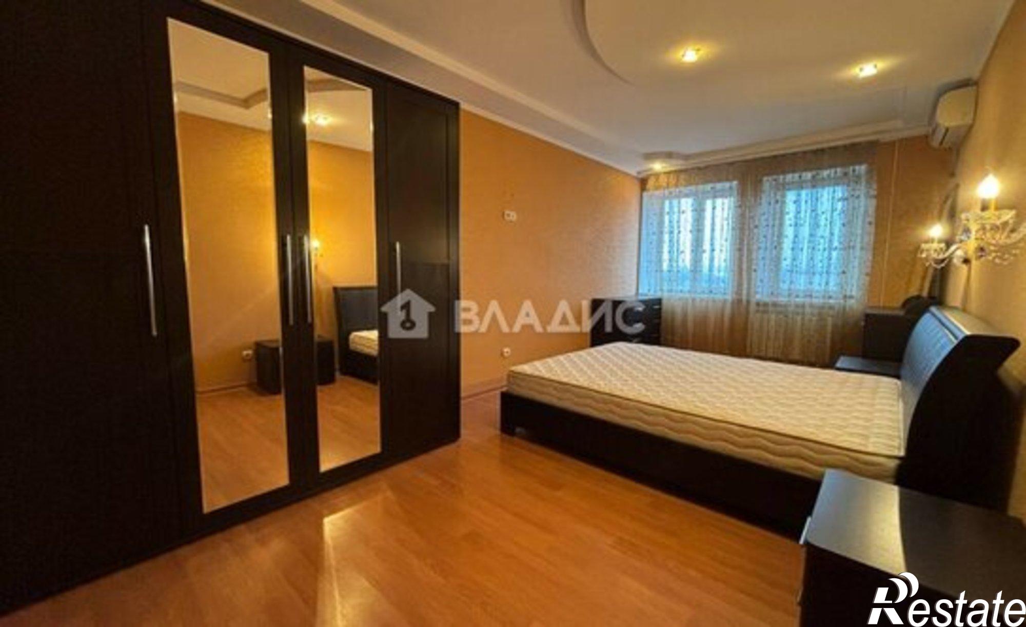 Купить квартиру за 10 500 000 рублей на улица Победы, 49 к1