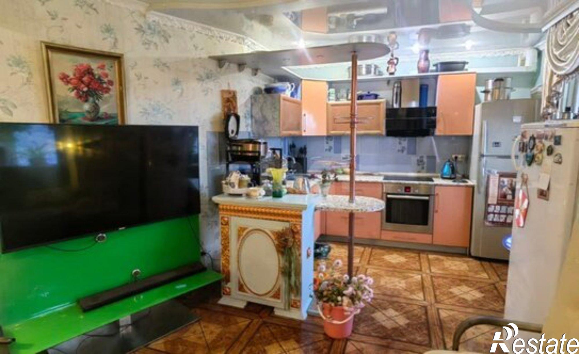 Купить квартиру за 15 000 000 рублей на ул Чехова, 32