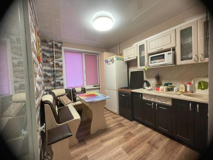 3-комн квартира Народный бульвар, 87