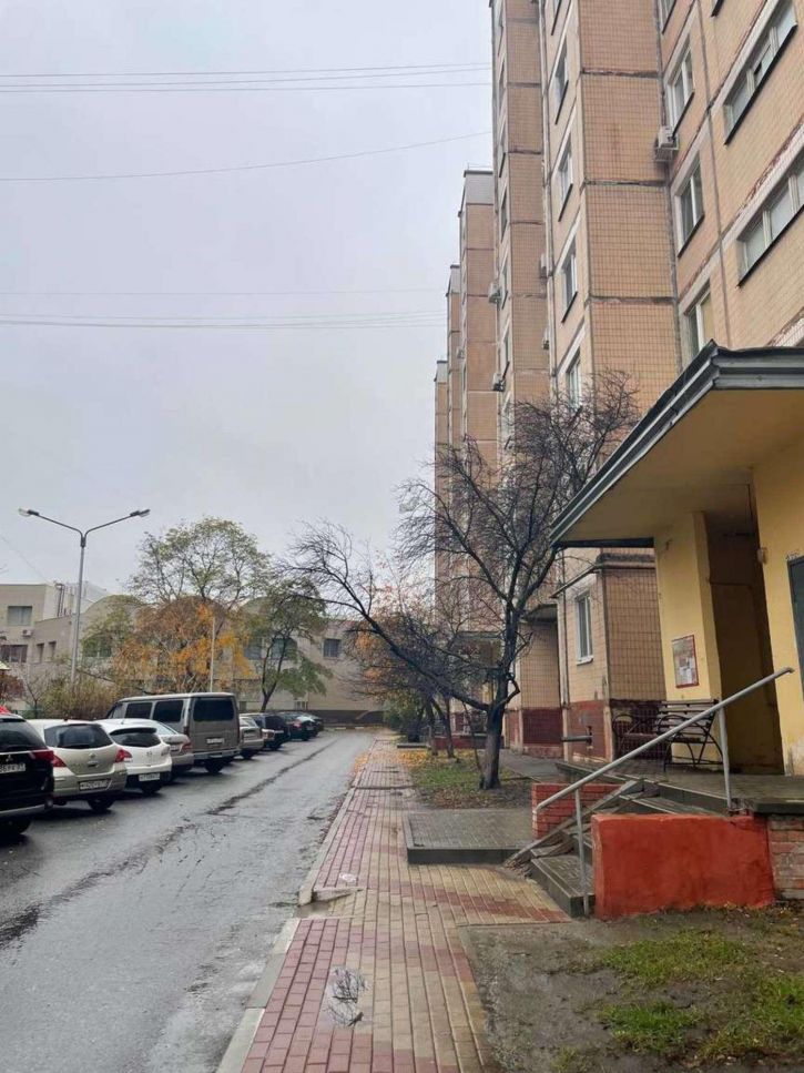 3-комн квартира Народный бульвар, 87