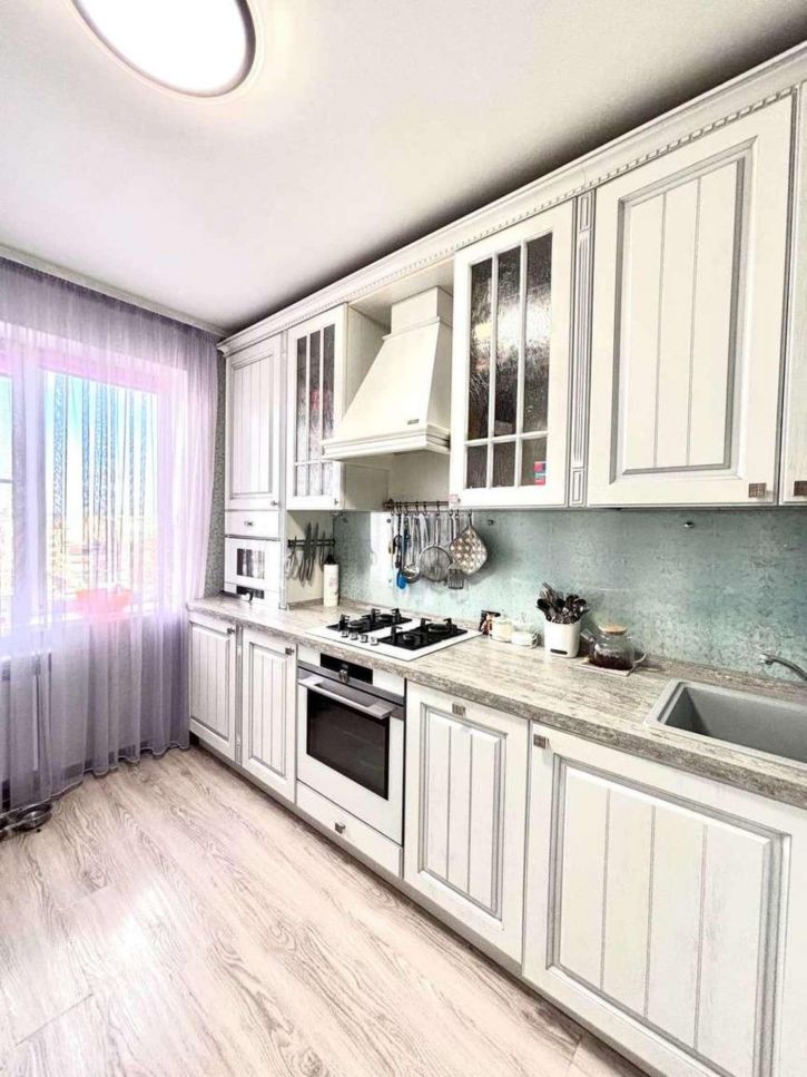 3-комн квартира Губкина улица, 39