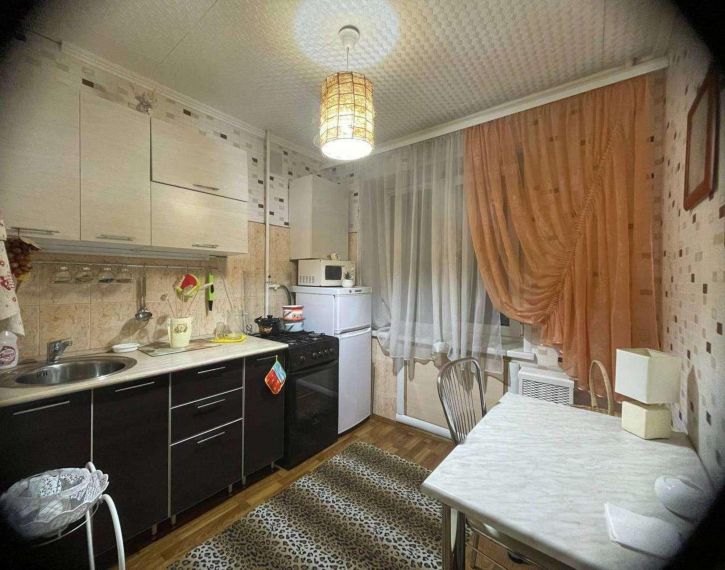 1-комн квартира Белгородского Полка улица, 33