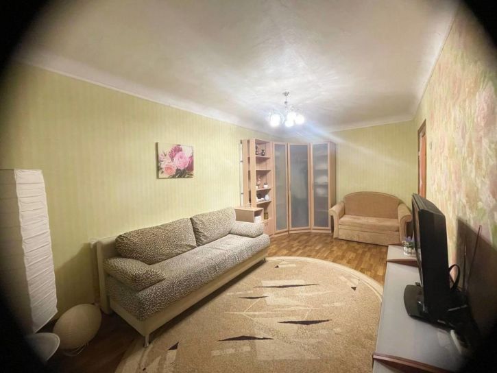 1-комн квартира Белгородского Полка улица, 33