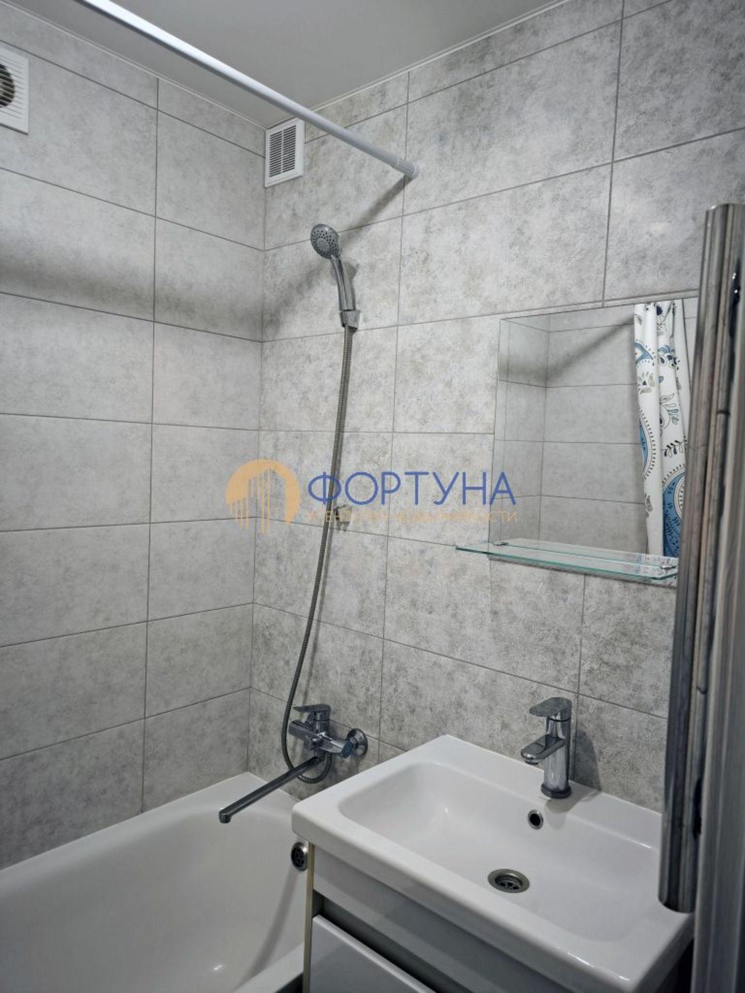 Купить квартиру за 7 600 000 рублей на Ватутина ул, 14