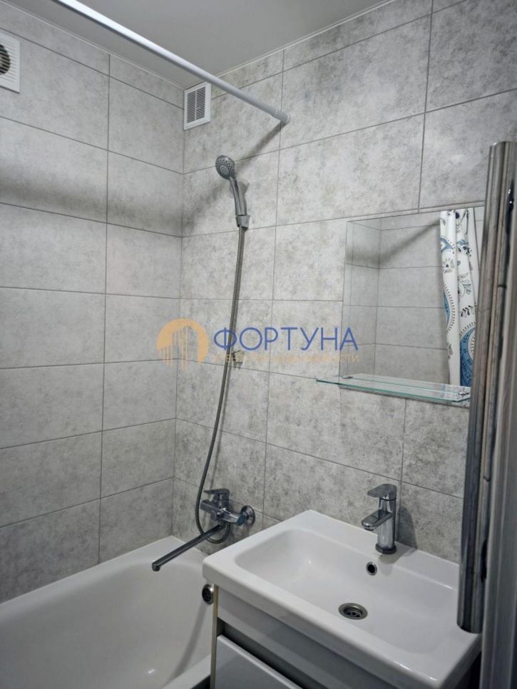 2-комн квартира Ватутина ул, 14