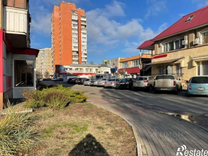 2-комн квартира ул 60 лет Октября, 3,  д. 3