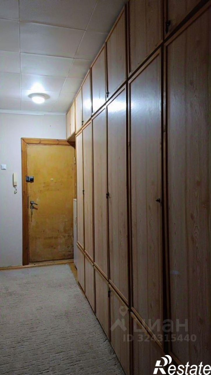 3-комн квартира Гостёнская улица, 1,  д. 1