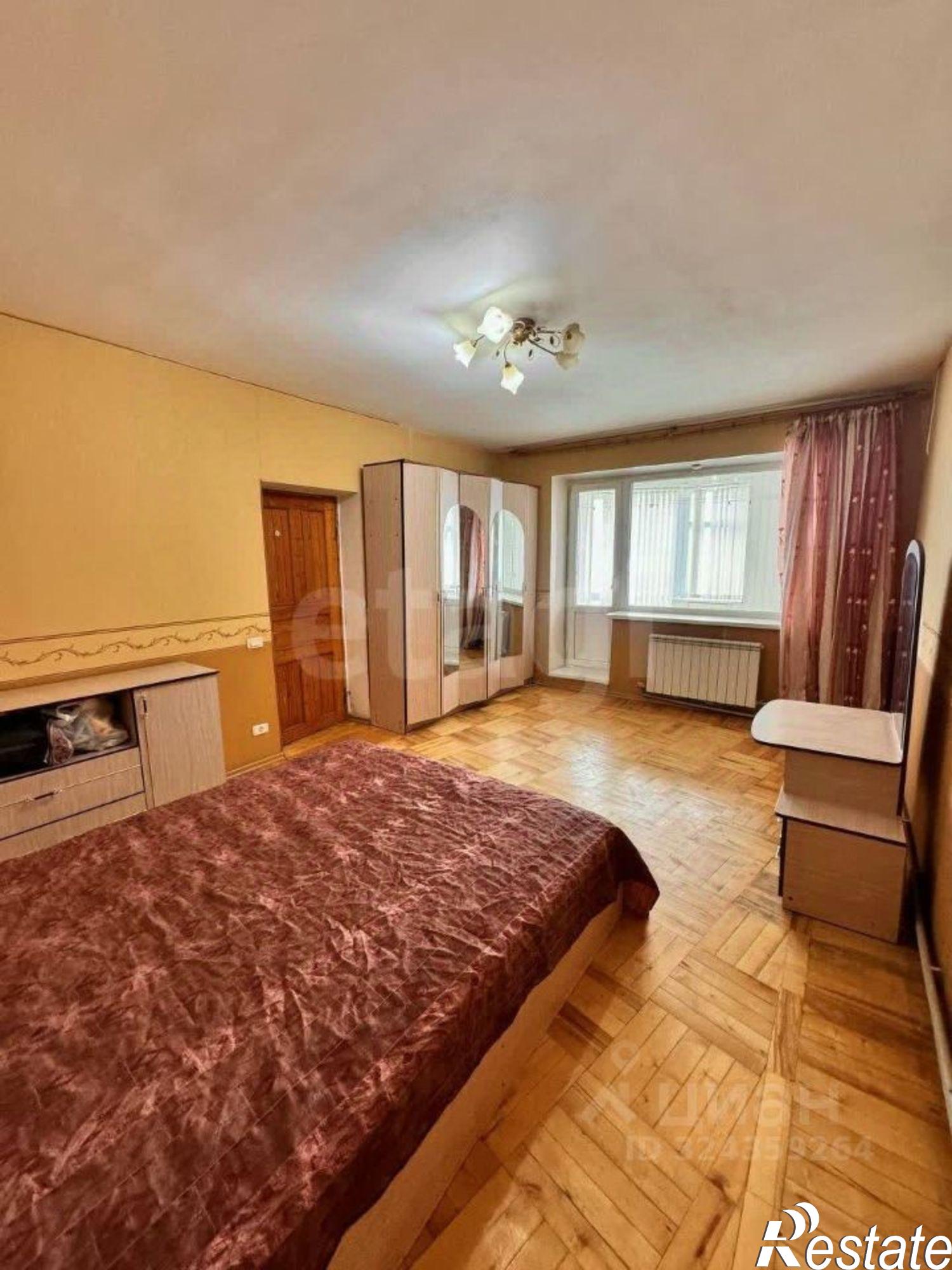 Купить квартиру за 10 000 000 рублей на улица 60 лет Октября, 2А