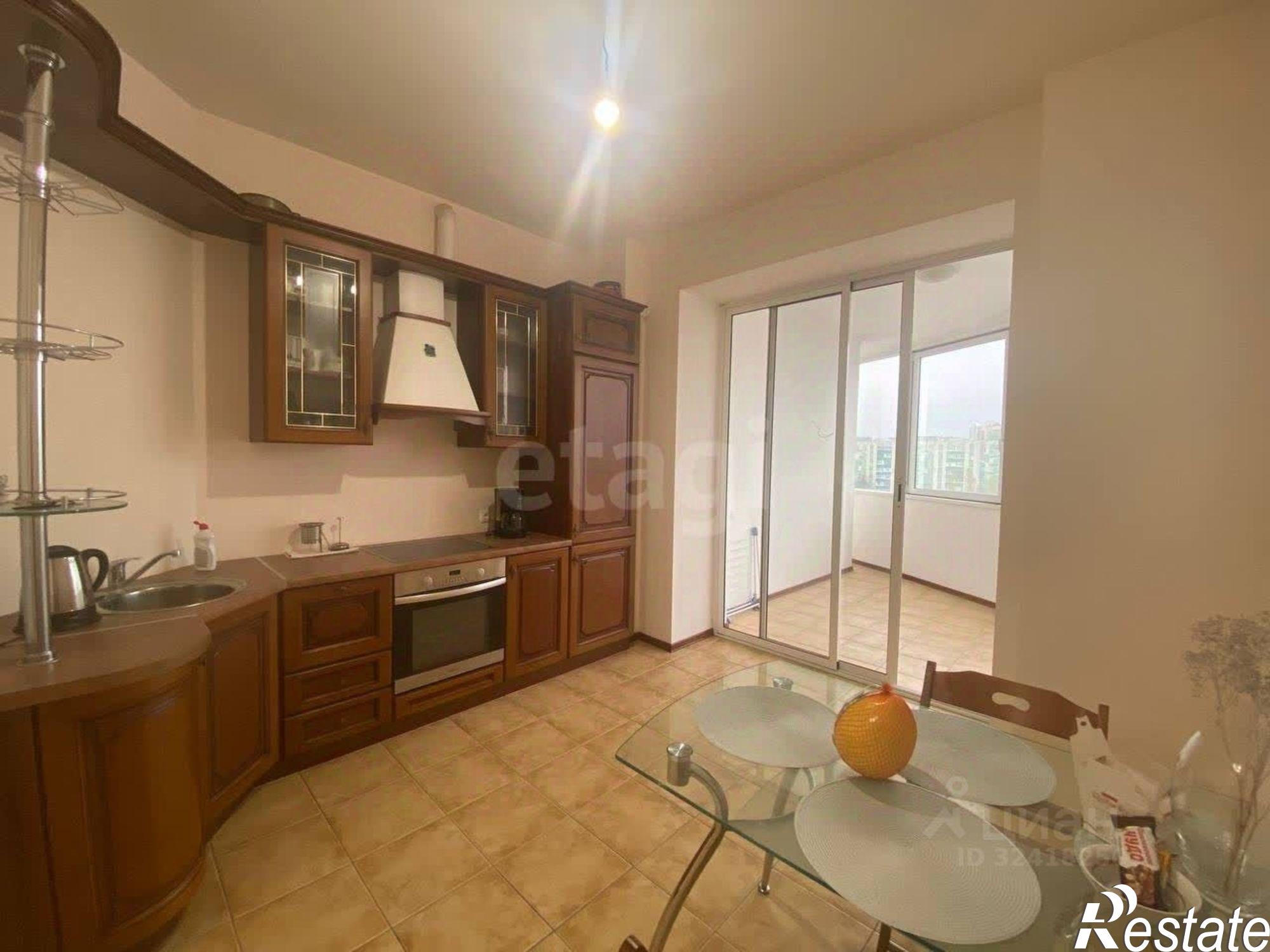 Купить квартиру за 10 900 000 рублей на улица Костюкова, 36Б