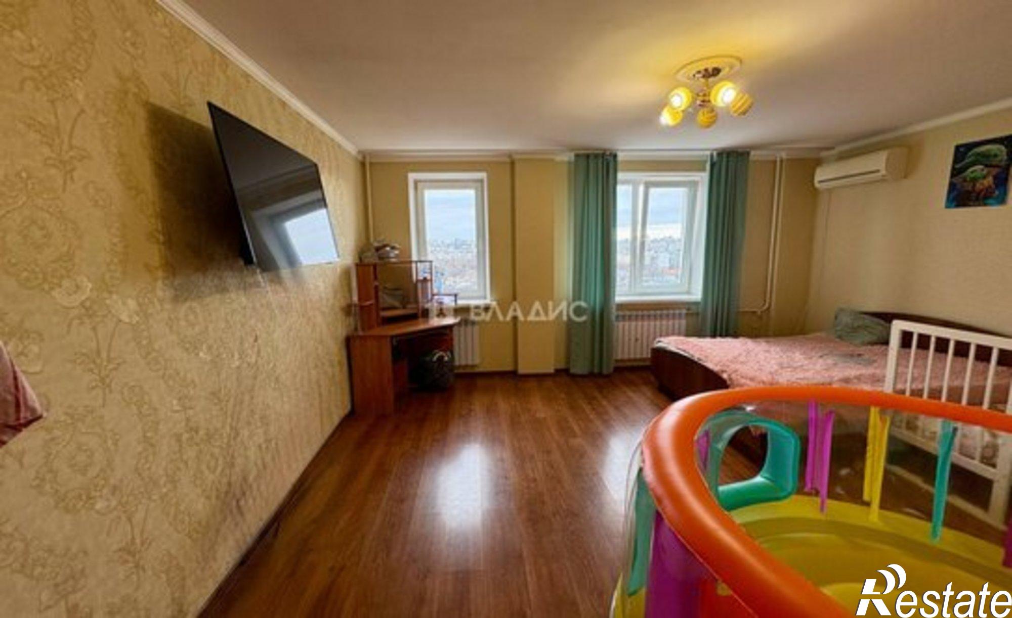 Купить квартиру за 9 300 000 рублей на улица 5 Августа, 37