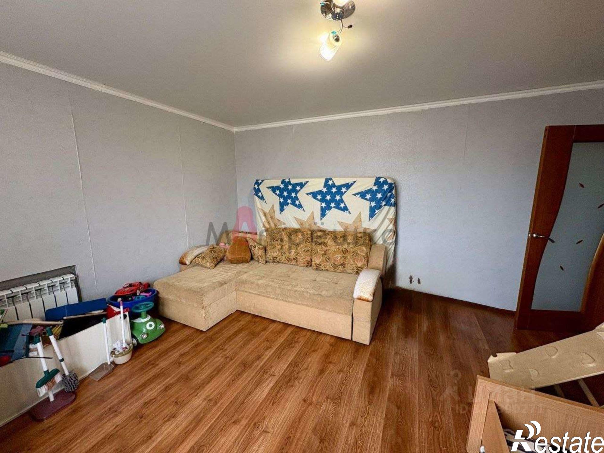 Купить квартиру за 9 300 000 рублей на улица 5 Августа, 37