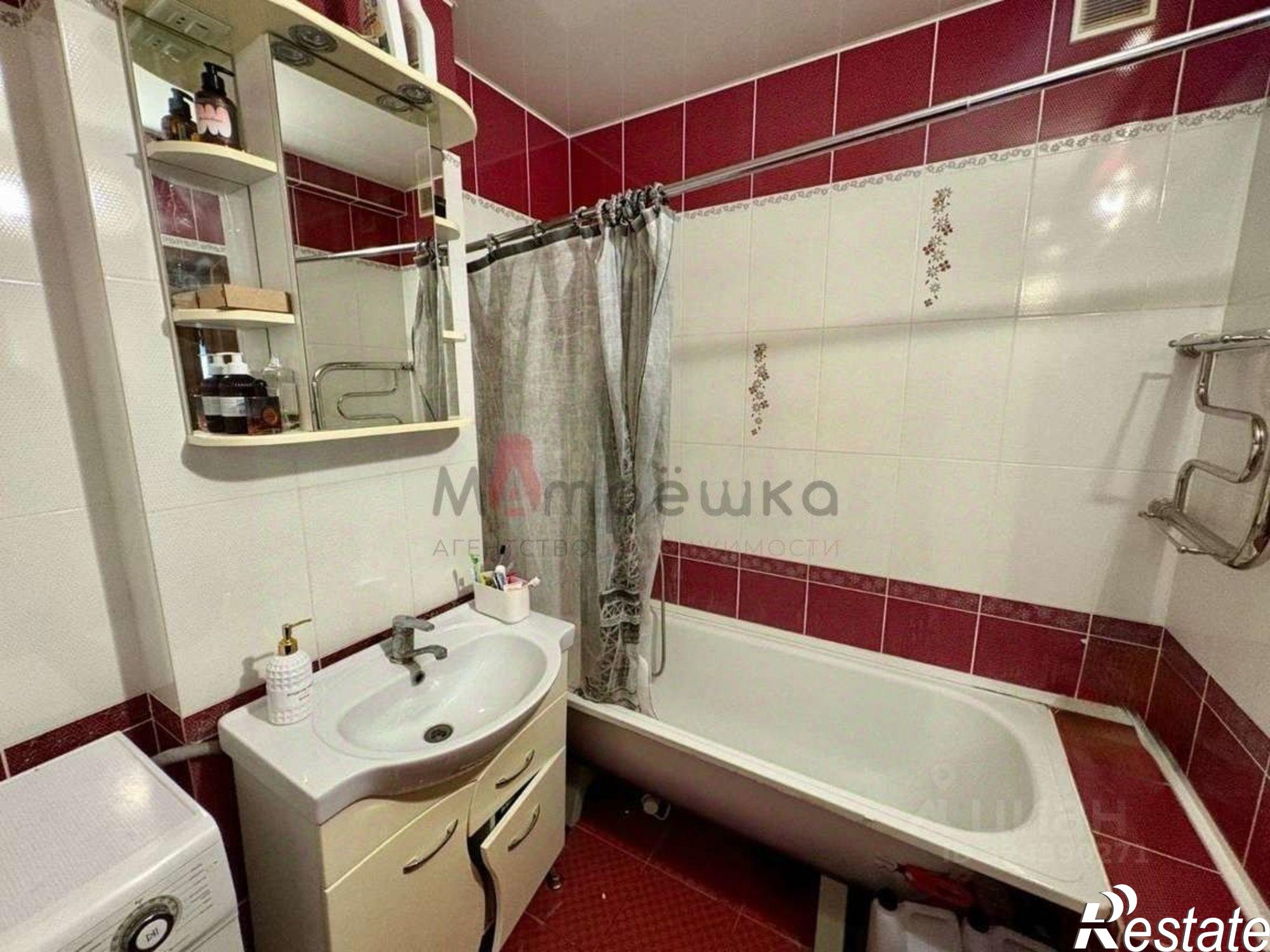 Купить квартиру за 9 300 000 рублей на улица 5 Августа, 37