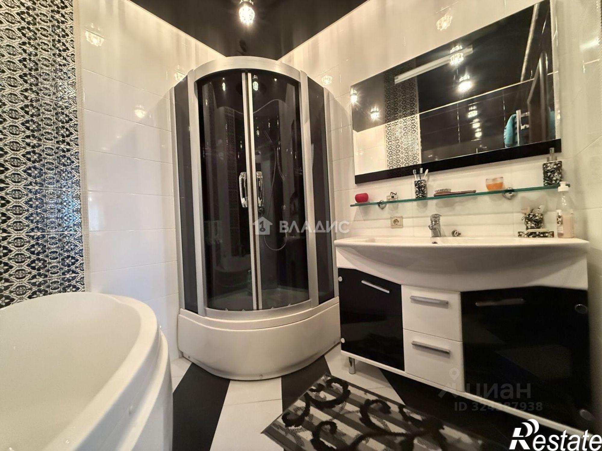 Купить квартиру за 13 100 000 рублей на улица Костюкова, 36В