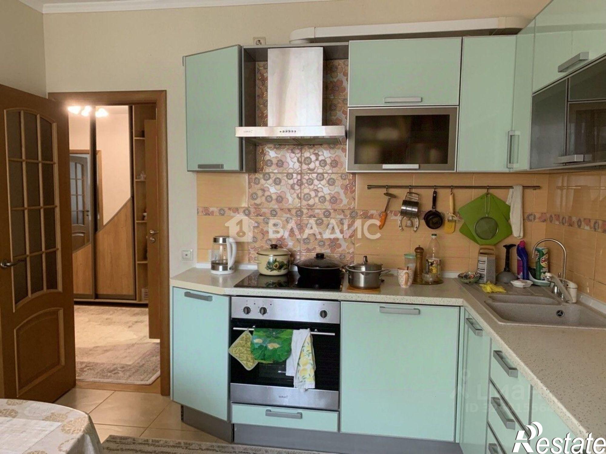 Купить квартиру за 7 800 000 рублей на ул Есенина, 8