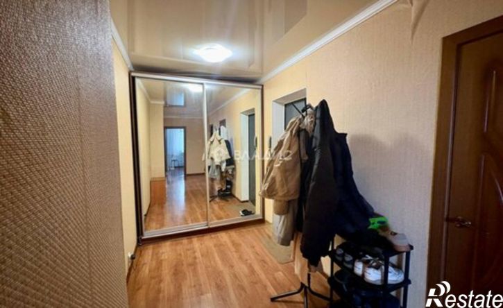 2-комн квартира улица 5 Августа, 37,  д. 37