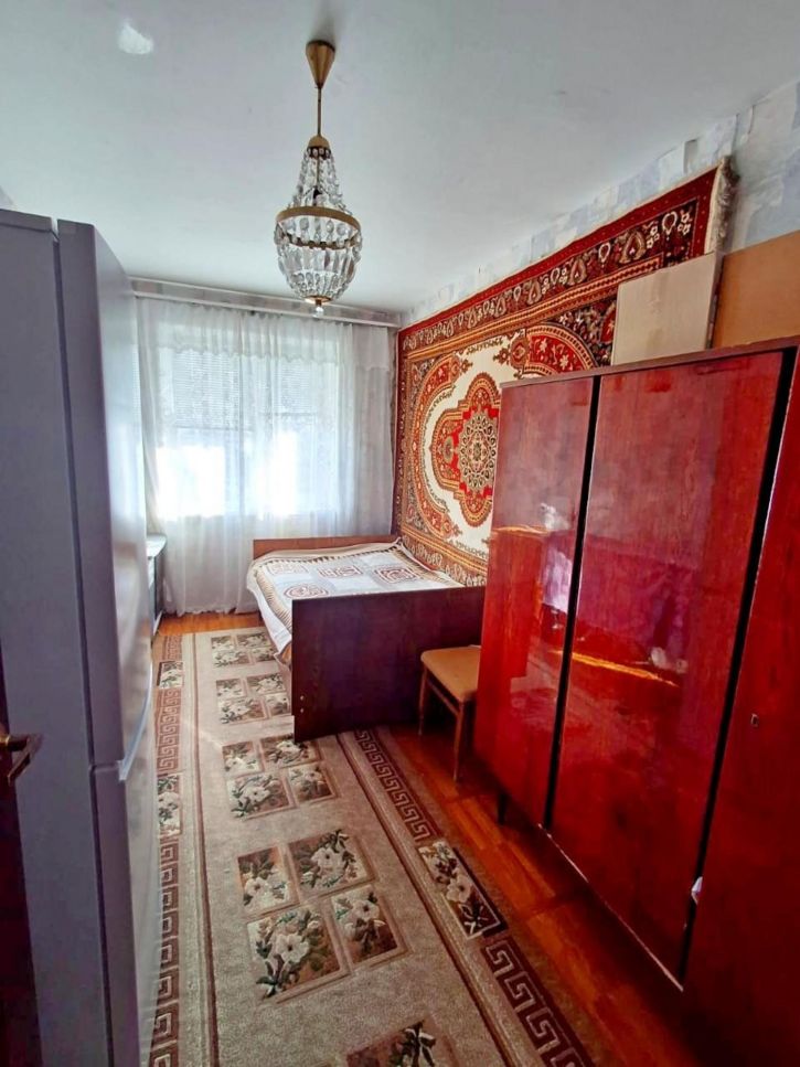 2-комн квартира 3 Интернационала улица, 39