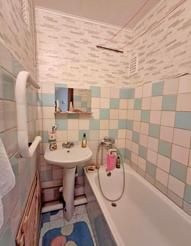 2-комн квартира 3 Интернационала улица, 39