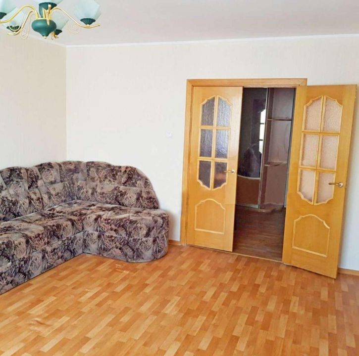 3-комн квартира Калинина улица, 1