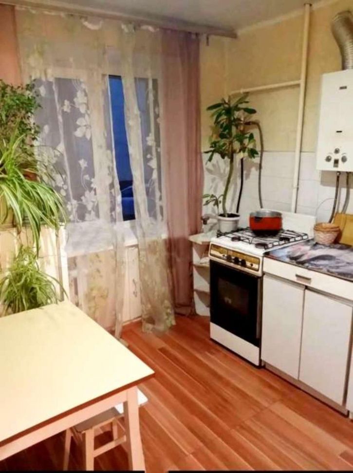 1-комн квартира Народный бульвар, 103