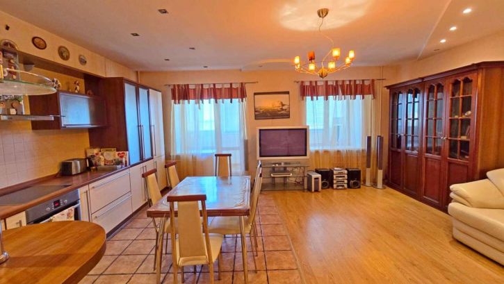 3-комн квартира Октябрьская улица, 57А