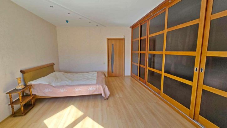 3-комн квартира Октябрьская улица, 57А