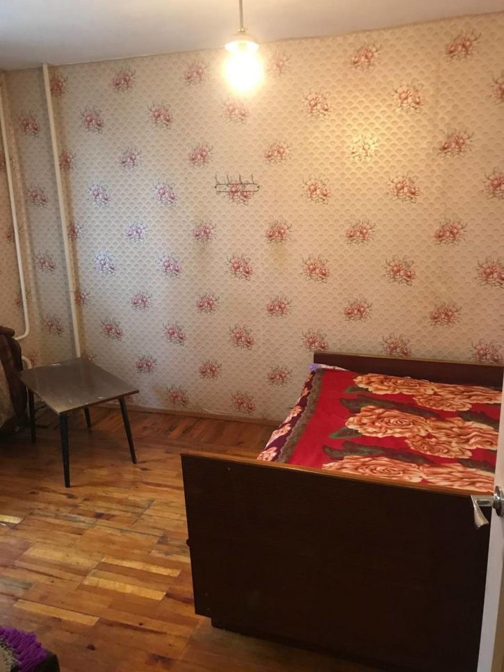 4-комн квартира Губкина улица, 25