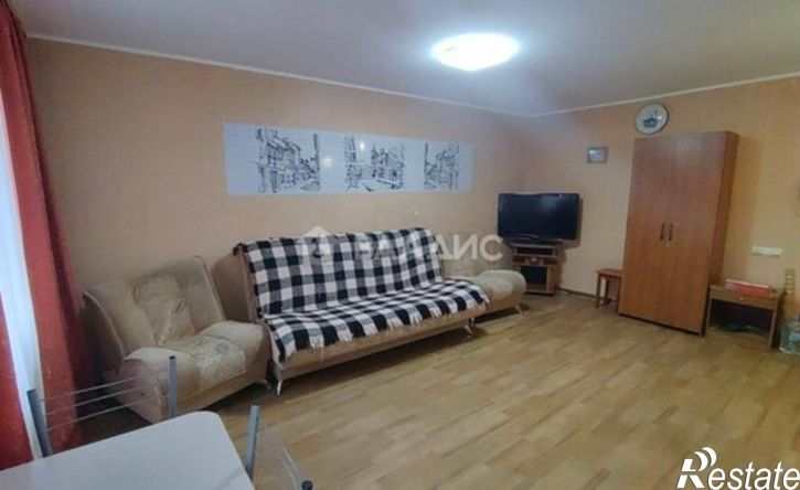 2-комн квартира пер Макаренко, 1,  д. 1