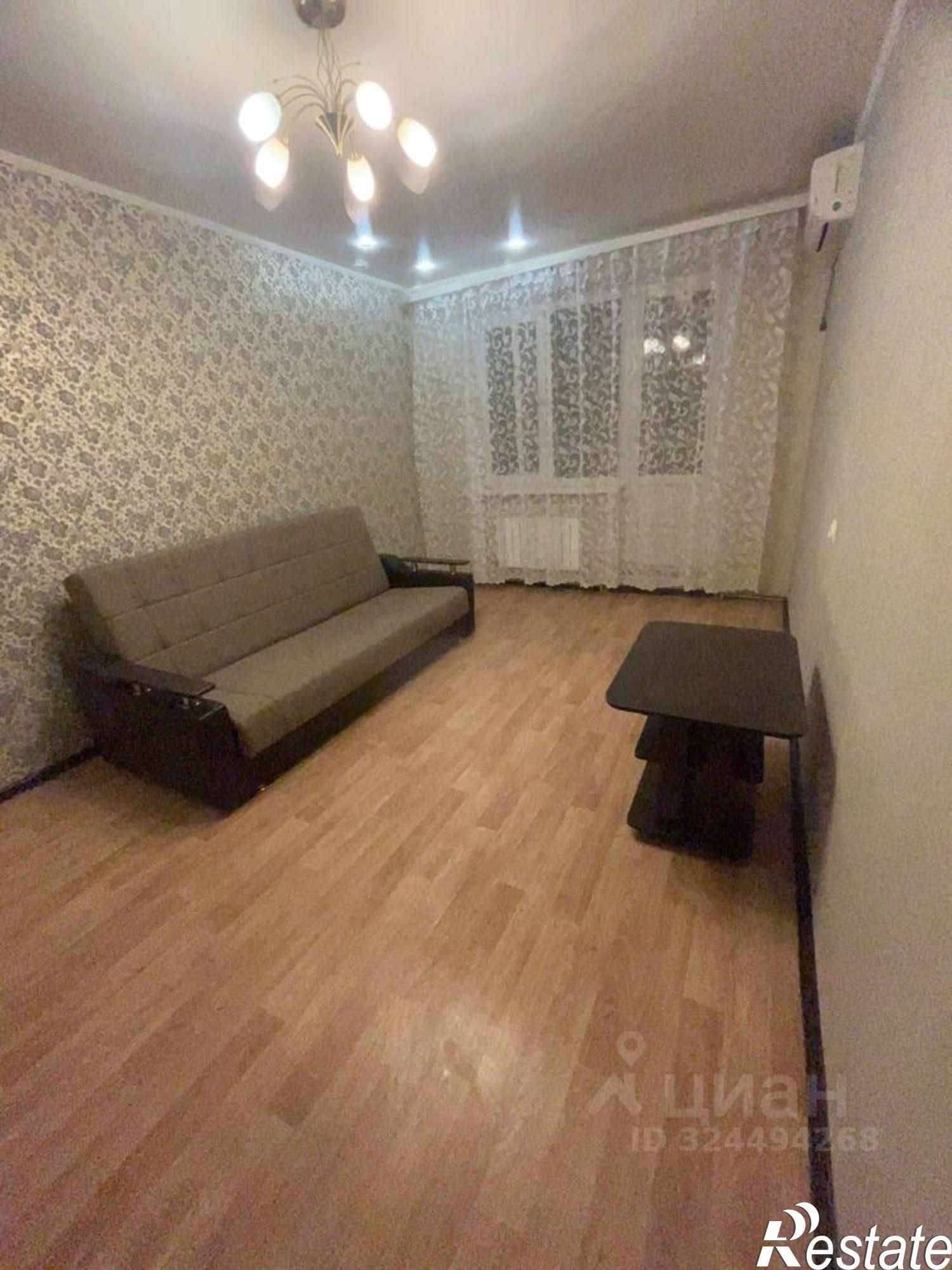 Сдать квартиру за 25 000 рублей на ул Гостенская, 10