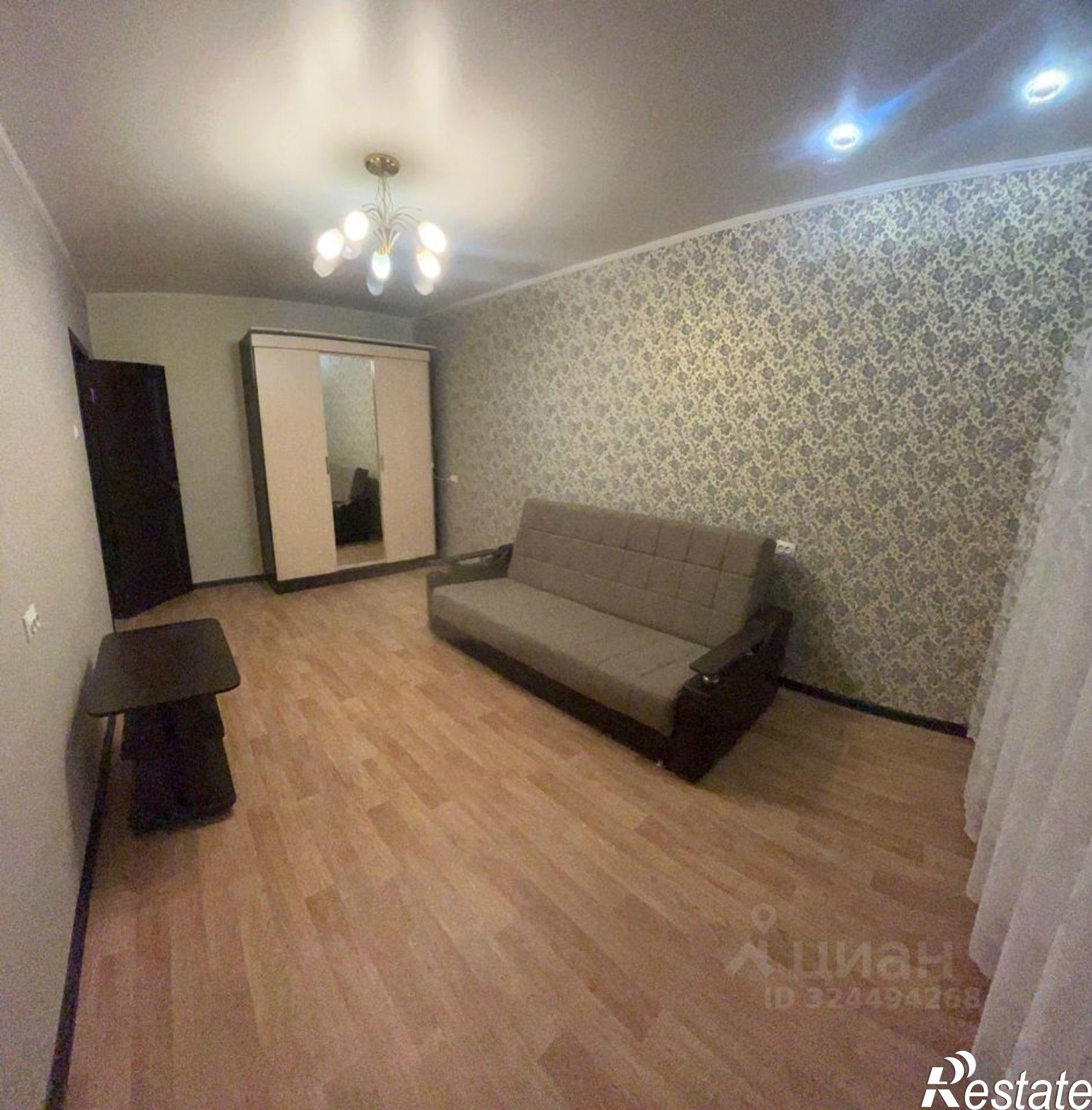 Сдать квартиру за 25 000 рублей на ул Гостенская, 10