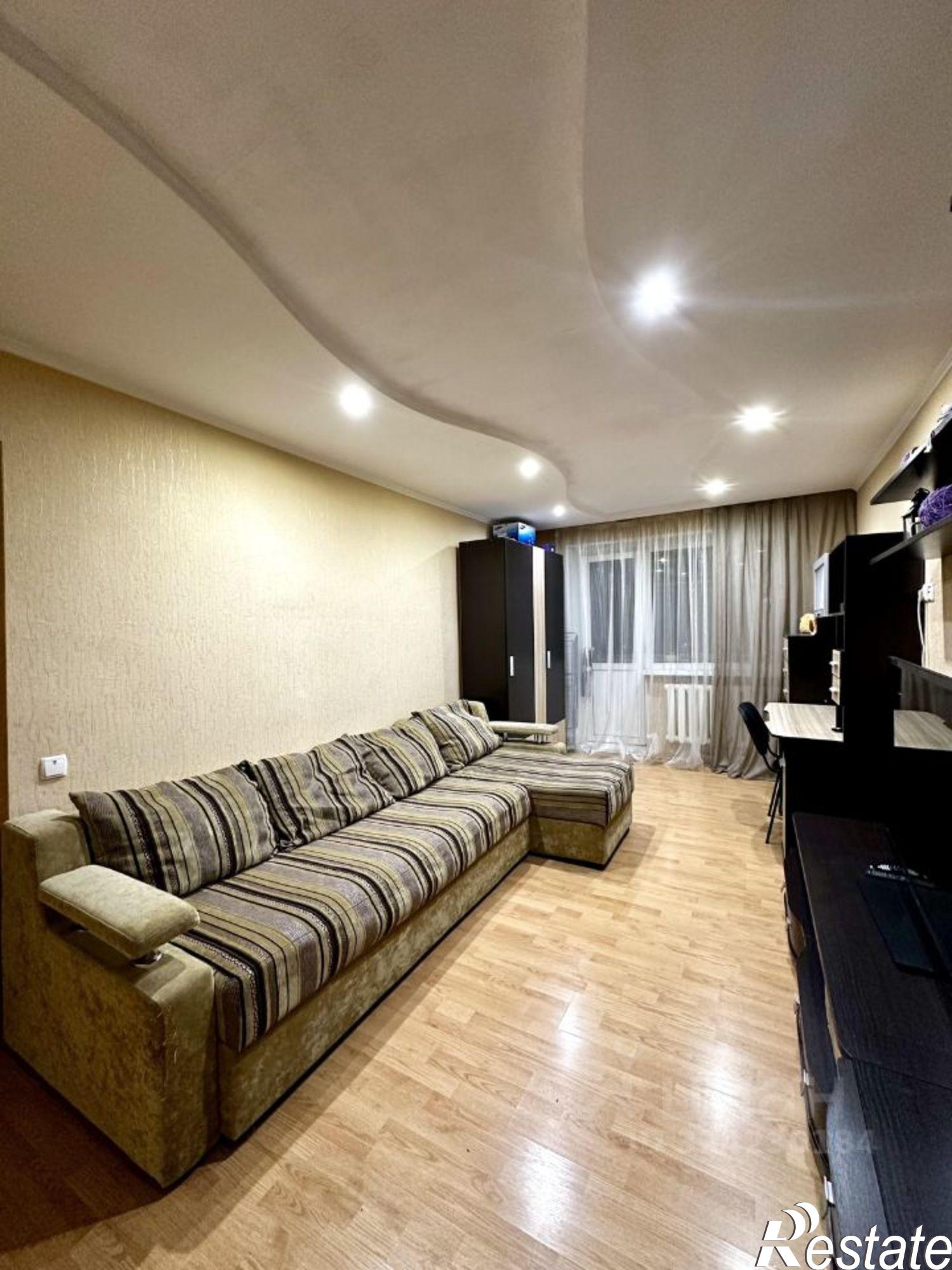 Купить квартиру за 4 500 000 рублей на пр-кт Б.Хмельницкого, 150