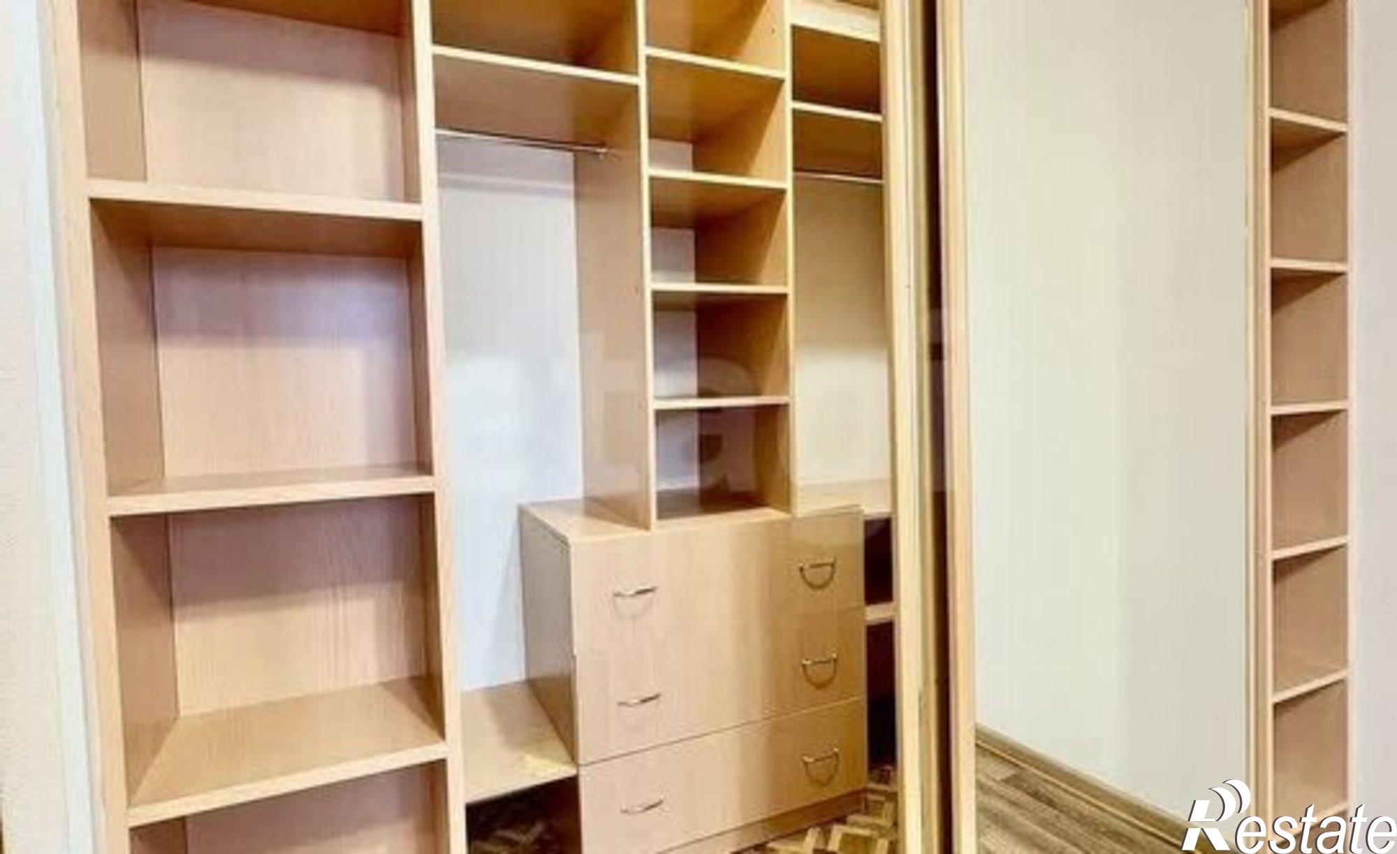 Купить квартиру за 5 550 000 рублей на улица Костюкова, 23