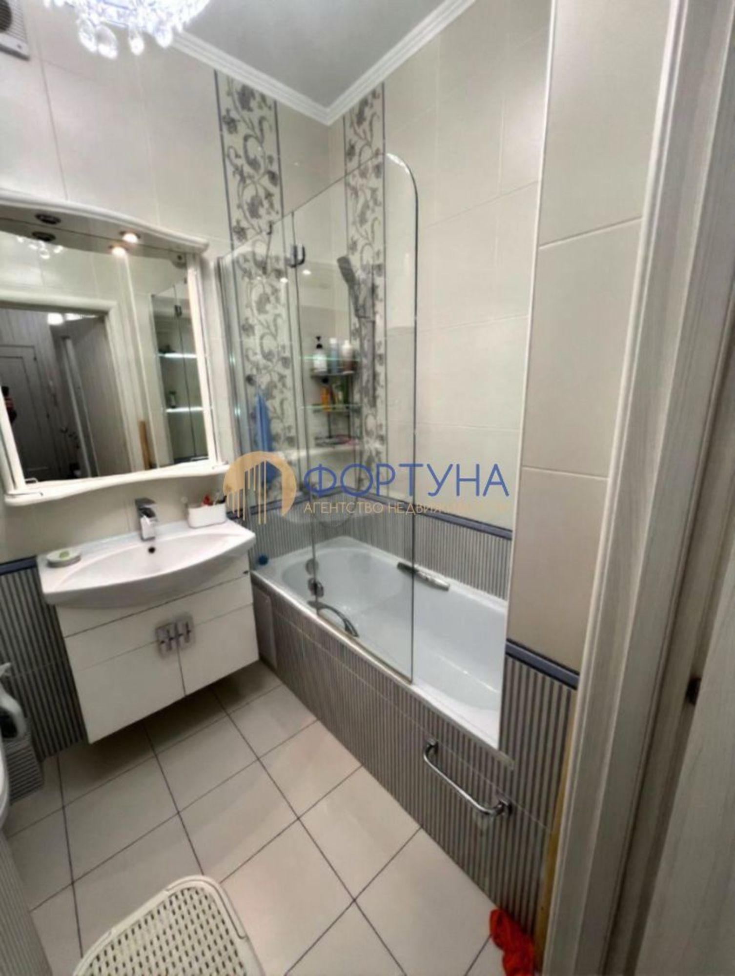 Купить квартиру за 7 600 000 рублей на Буденного ул, 17в