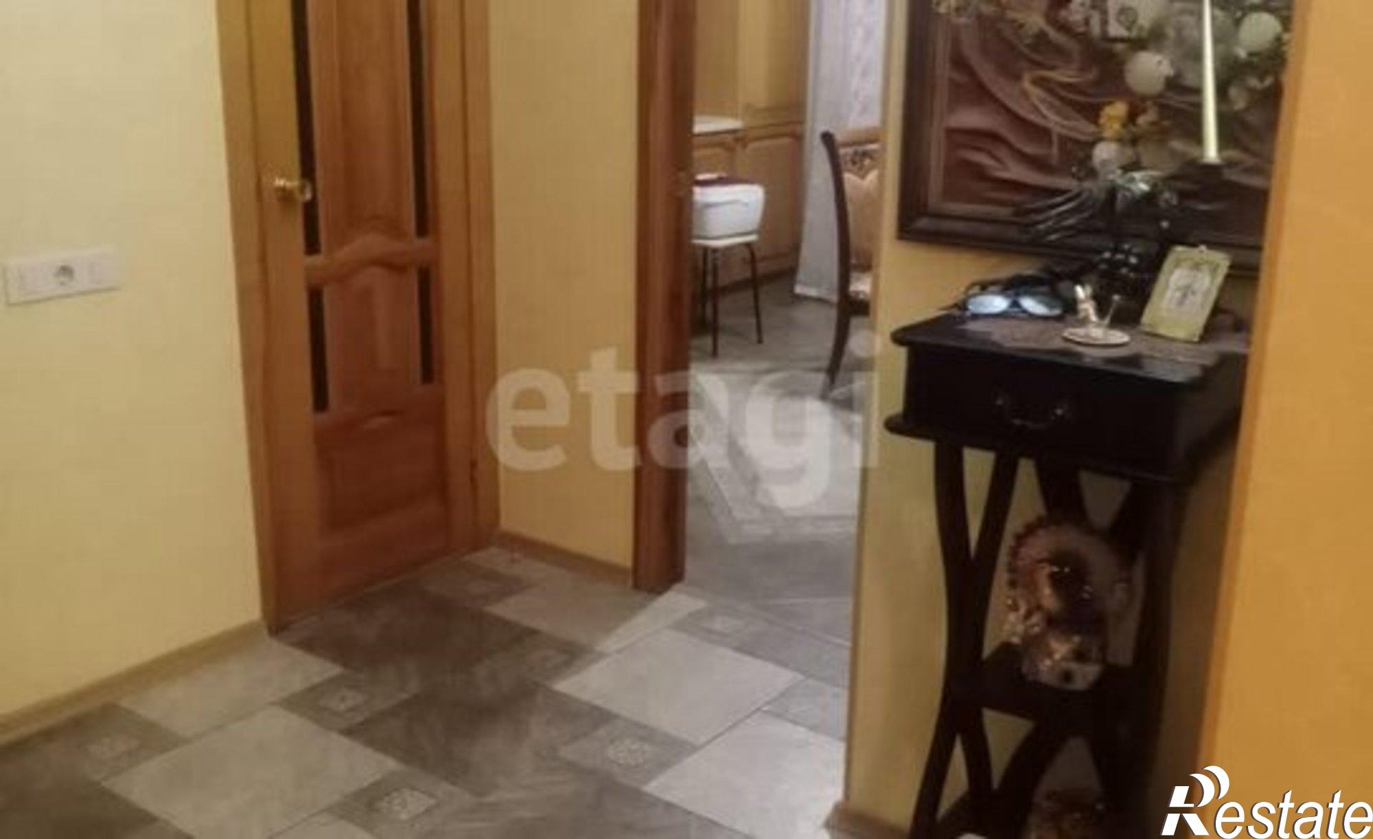 Купить квартиру за 10 500 000 рублей на ул Николая Чумичова, 70