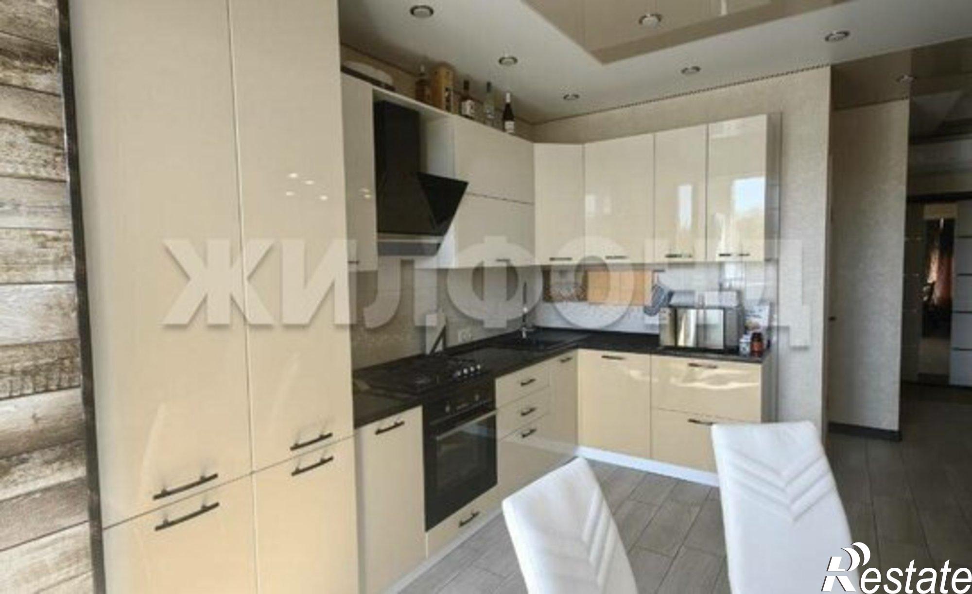 Купить квартиру за 7 050 000 рублей на ул Архиерейская, 8