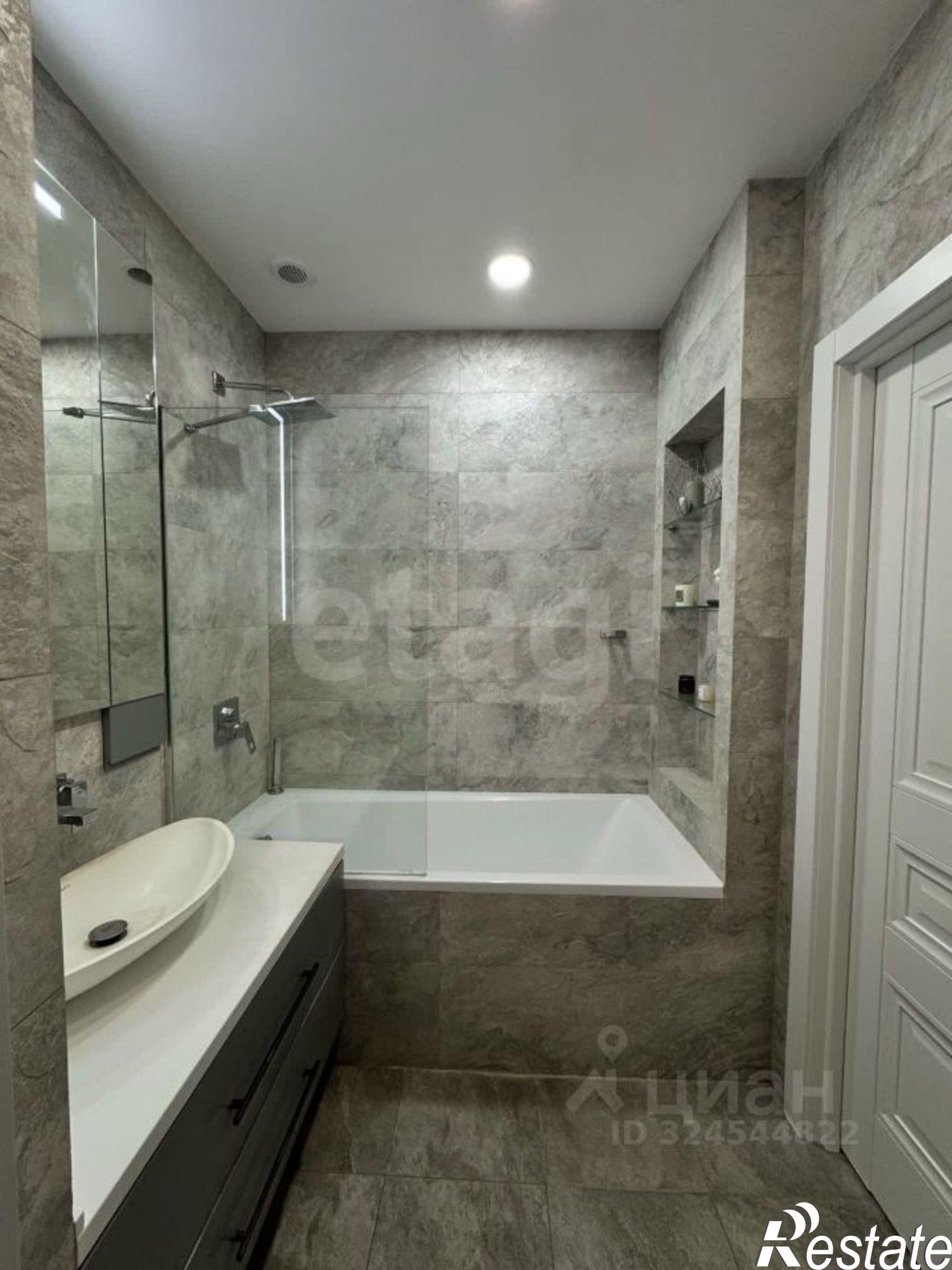 Купить квартиру за 15 000 000 рублей на улица Генерала Апанасенко, 97