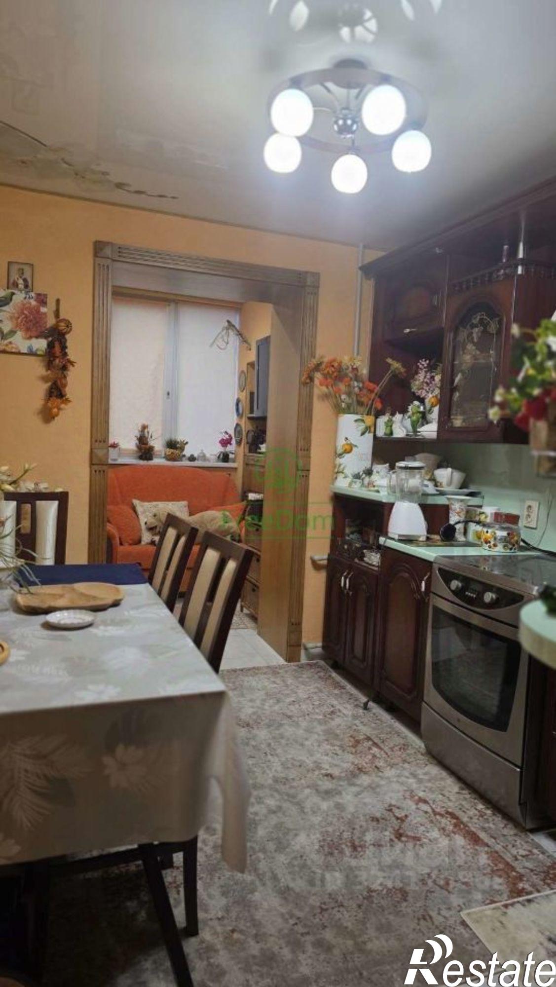 Купить квартиру за 9 300 000 рублей на ул Губкина, 42г