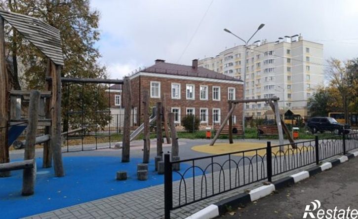 2-комн квартира пер Макаренко, 1,  д. 1