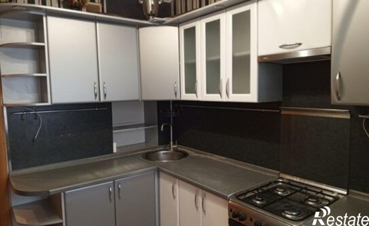 3-комн квартира улица Королёва, 4,  д. 4